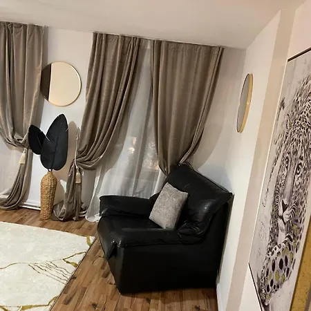 Beauty Coin Exotic Au Centre Mountreux *