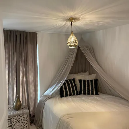 Beauty Coin Exotic Au Centre Mountreux Montreux