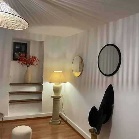 Beauty Coin Exotic Au Centre Mountreux * Montreux