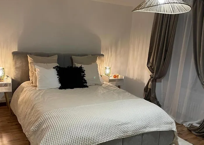 Beauty Coin Exotic Au Centre Mountreux * Montreux